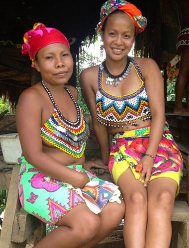 KUNA & EMBERA PEOPLES 41