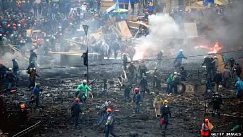 MAIDAN SQUARE PROTESTS – JOURNALIST SUPPORT TO CORRECT WAR PROPAGANDA4